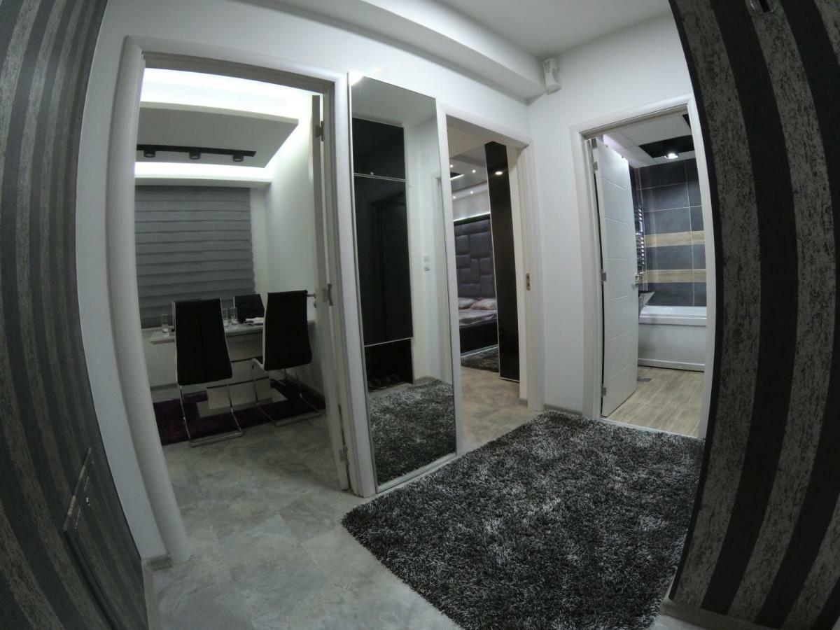 Grey Apartment Nis Ngoại thất bức ảnh